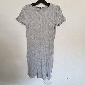 H&M Divided Heather Gray Ribbed Short Sleeve Jersey Knit Mini Dress Size Large